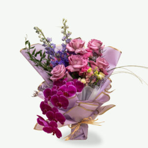 Royal Purple Mist – Roses Phalaenopsis Limonium Delphinium